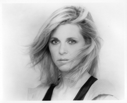 FanSource Lindsay Wagner